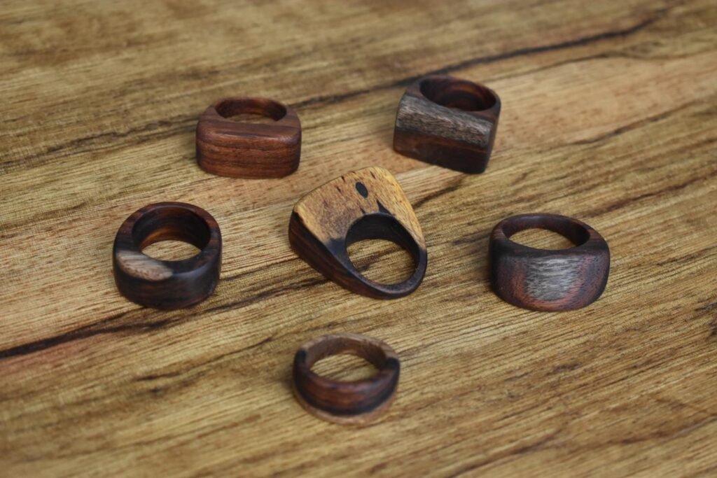 מבחר טבעות מקוריות מעץ